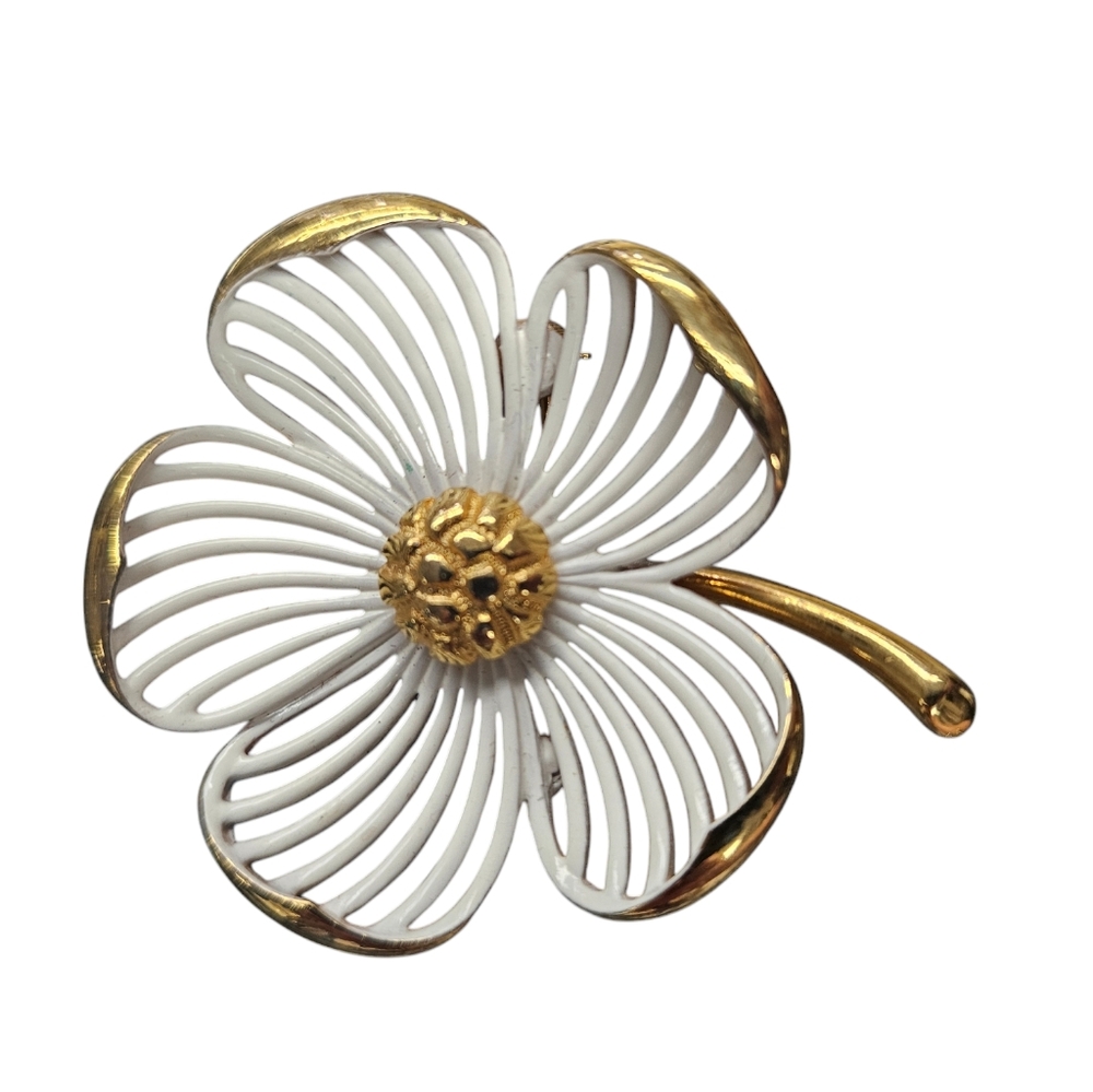 Vintage 1960's Monet Dogwood enamel brooch.
